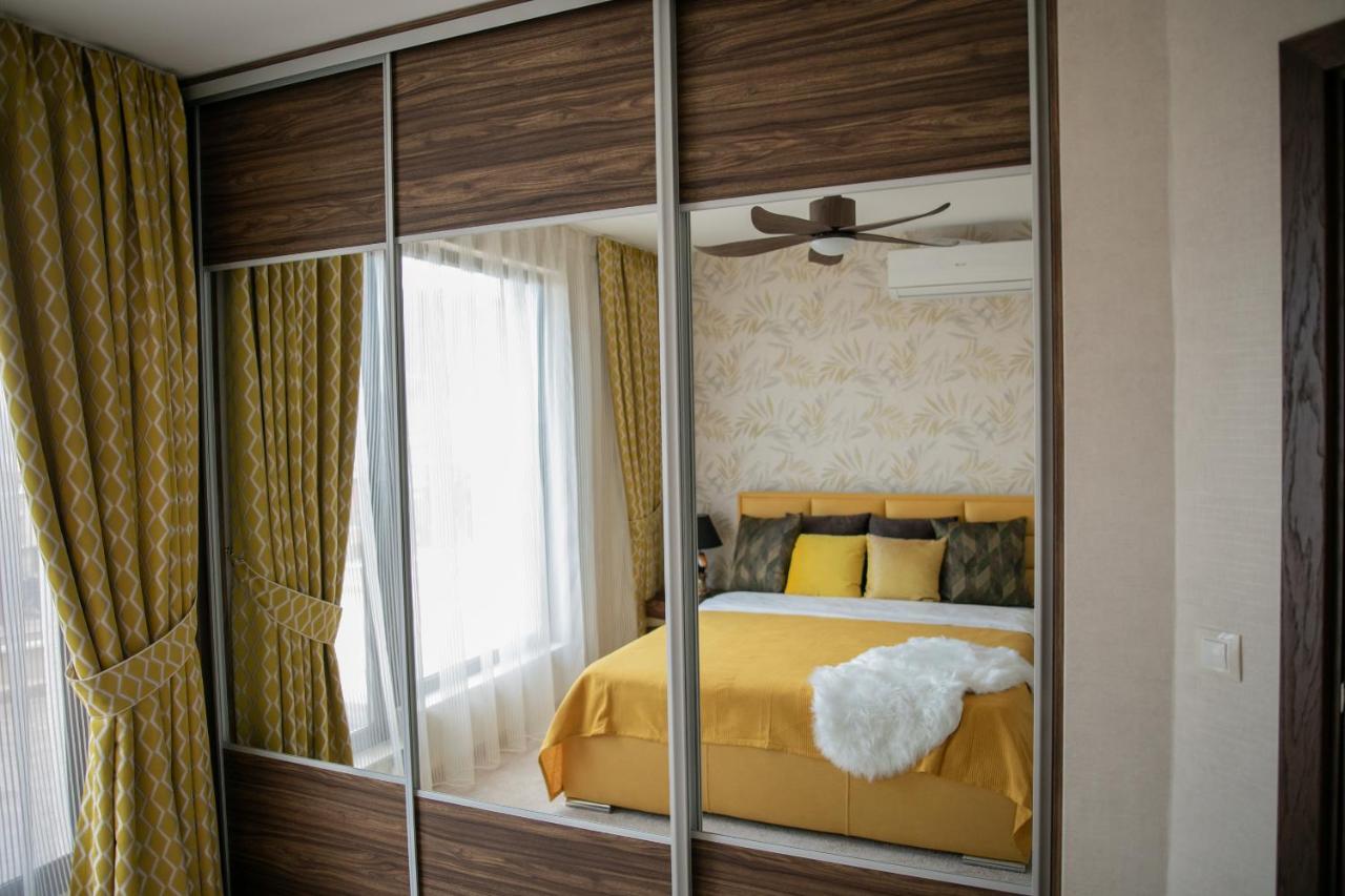 Aparthotel Millennium II Family Paradise à Sveti Vlas Extérieur photo