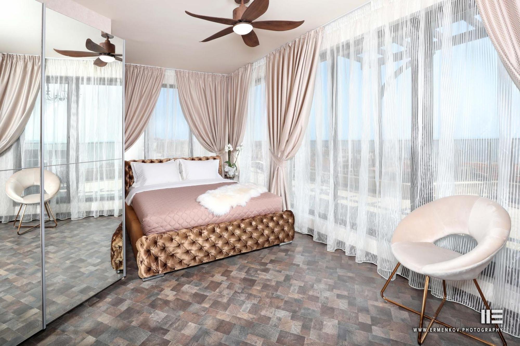 Aparthotel Millennium II Family Paradise à Sveti Vlas Extérieur photo